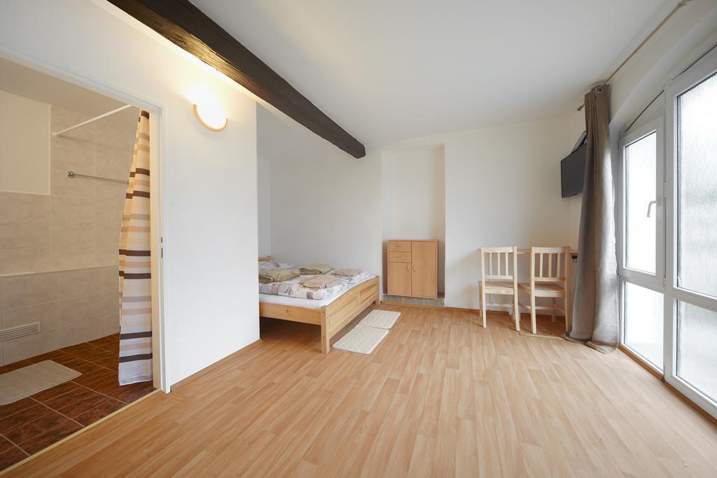 Usedlost Kotlářka Hotel Praga Esterno foto